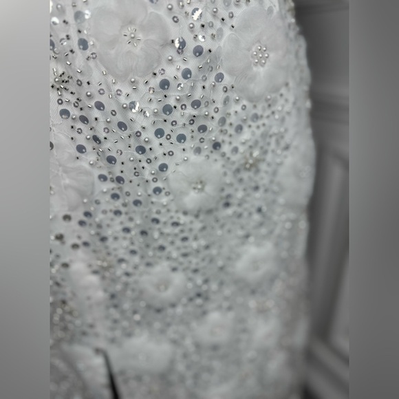 Show Me Your MuMu Weddings Elegant White Sequin Skirt - Picture 8 of 12